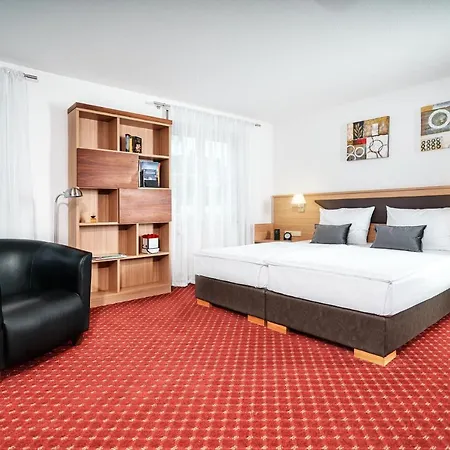 Hotel Business