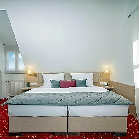 Business 3* Stuttgart