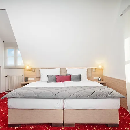 Business 3* Stuttgart